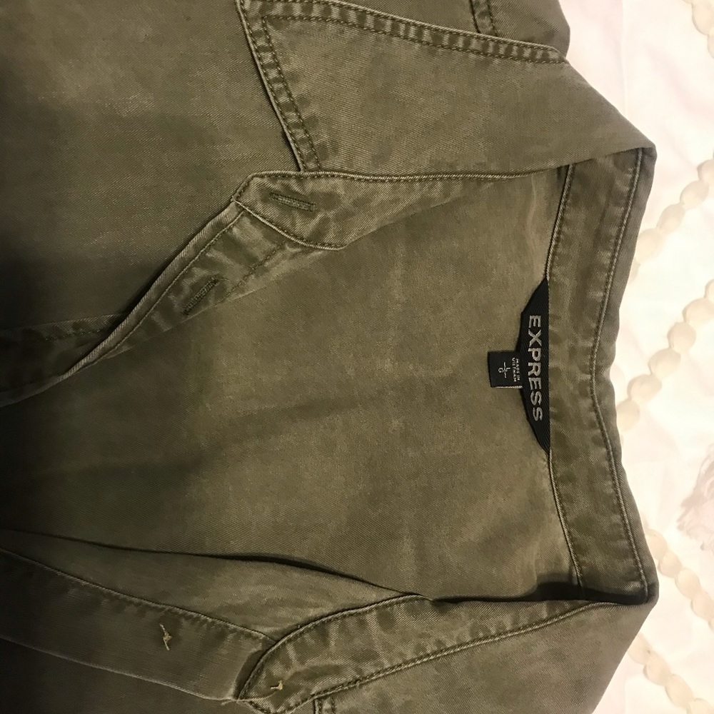express cold shoulder button down - Picture 3 of 3